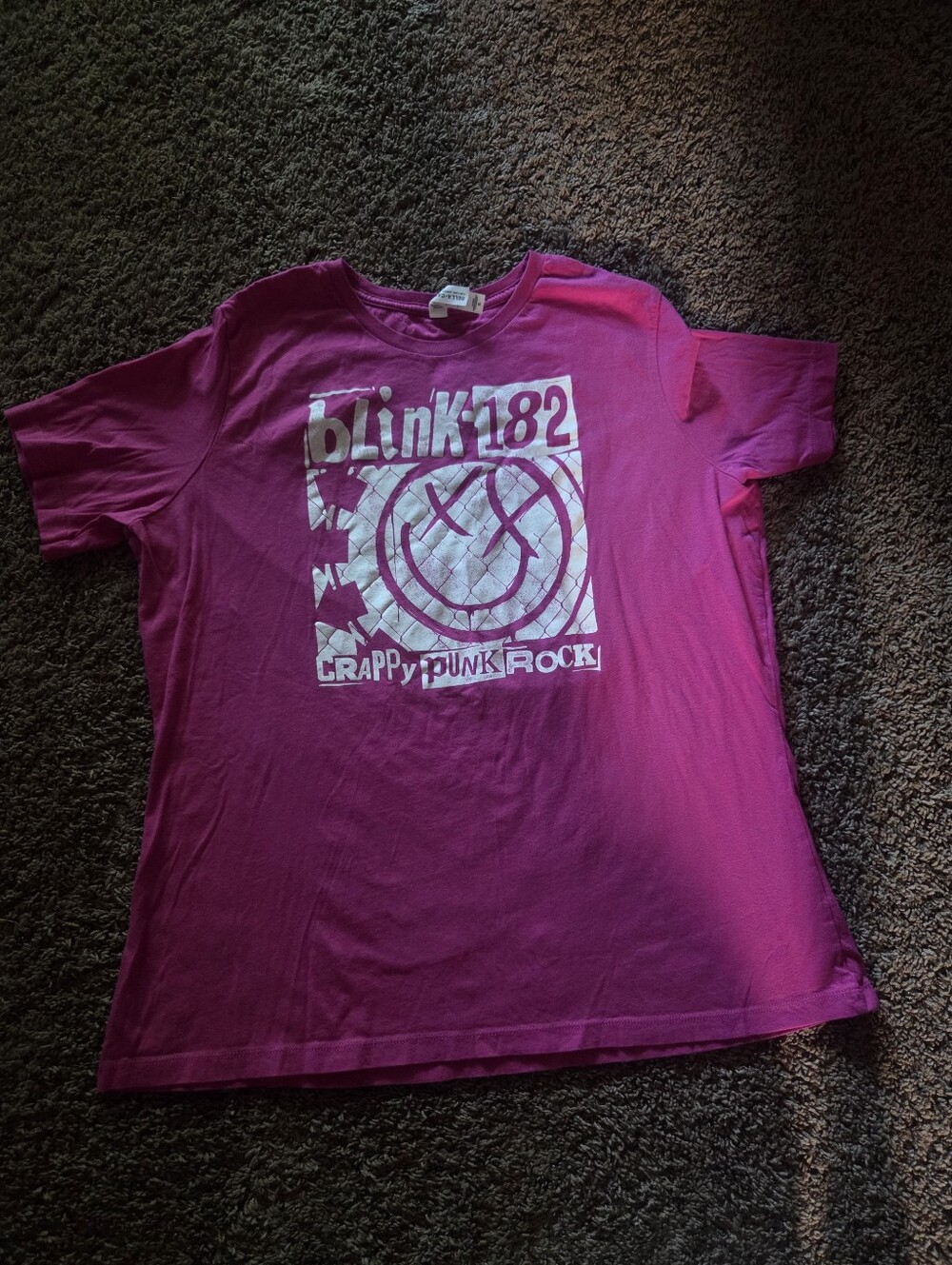 Blink 182 Hot Pink Concert Tshirt 2023/2024